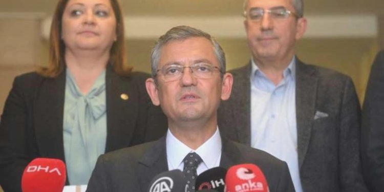 CHP’li Özgür Özel’den ‘toplantı’ sonrası birinci yorum: Kötücül bir akıl devrede
