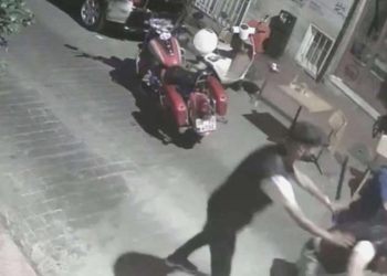 Cihangir’de sandalye ve küllüklü esnaf hengamesi: Ateş açılınca ortalık karıştı