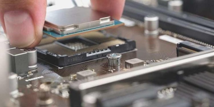 Çin’den Japonya’ya davet: Çip sanayisini sekteye uğratmayın