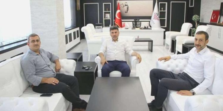 Cumhuriyet Başsavcı Vekili Bozkurt’tan ‘parti devleti’ açıklaması: AK Parti vilayet lideri eniştem olur