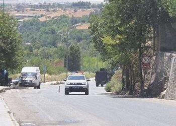 Diyarbakır’da silahlı, bıçaklı arbede: 2 yaralı