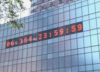 Dünya süratle dönüşü olmayan yola giriyor: Kıyamet günü saati devrede