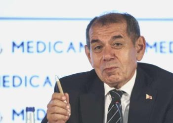 Dursun Özbek’ten Fenerbahçe’ye reaksiyon: 20 yıldır neredesin?