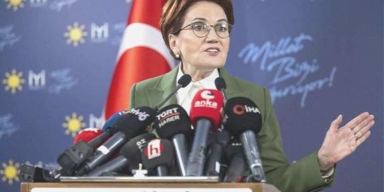 DÜZGÜN partililerden Meral Akşener’e: CHP bize alanda ziyan verdi