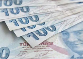 Emekliler dikkat! SGK duyurdu: Emekli Sandığı kapsamında artırım farkları yarın ödenecek