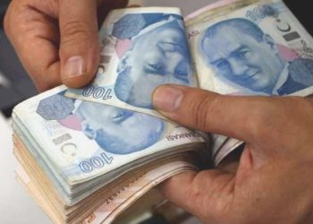 Emekliler dikkat! SGK Uzmanı Özgür Erdursun ‘Daha büyük bir artış’ diyerek açıkladı: O uygulama ortadan kalkabilir…