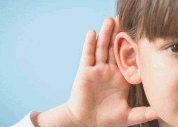 Estetik uzmanı uyardı: ‘Kepçe kulak ameliyatının ilkokul periyodunda yapılması ideal’