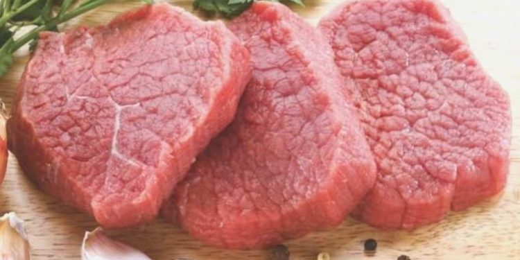 Et tüketimi, karbon emisyonunu artırıyor