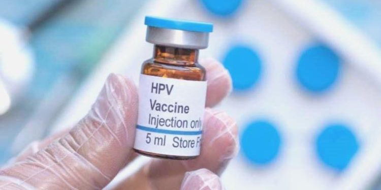 Fahrettin Koca, ‘HPV aşısı fiyatsız olacak’ demişti: Aşıdan haber yok!