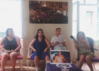 Feministler Gabonlu Dina için buluştu: Bu dava hepimizin