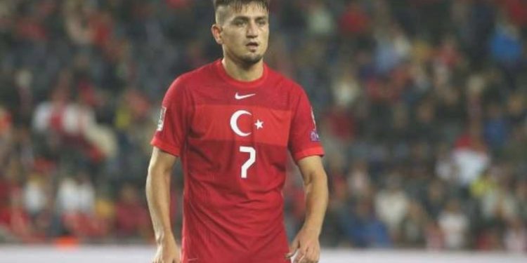 Fenerbahçe, ulusal futbolcu için Marsilya ile görüşüyor: Cengiz Ünder atılımı
