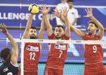 Filenin Efeleri yarı finalde!