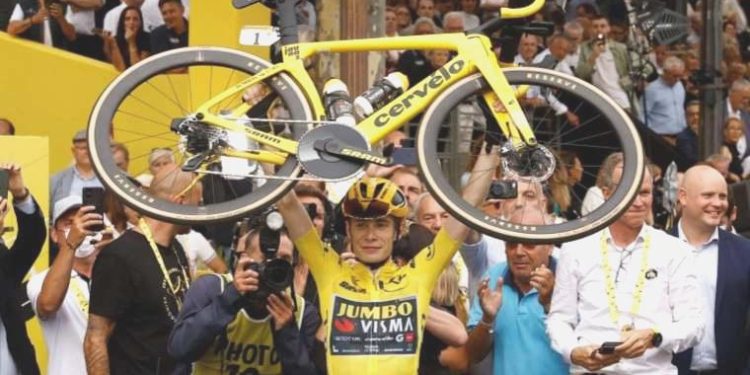 Fransa Bisiklet Tipi’nde zaferin ismi Jonas Vingegaard!