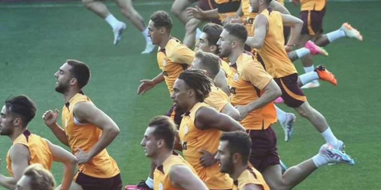 Galatasaray, Zalgiris maçı öncesi UEFA’ya takım bildirimini yaptı