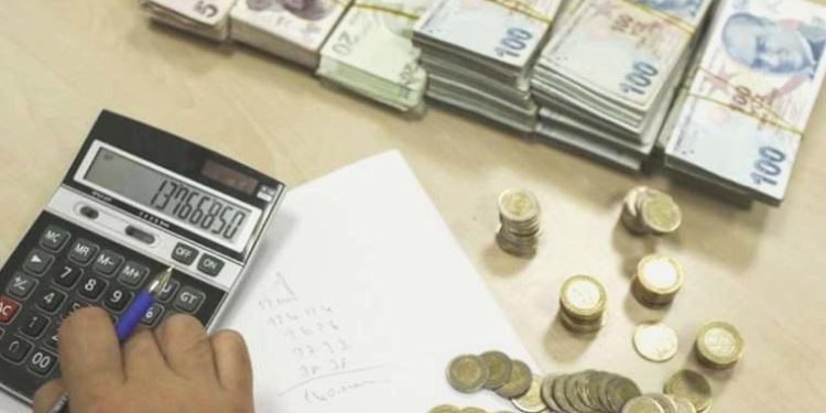 Gelir vergisinde yeni düzenleme tezi: ‘Maaş yıl içinde düşmeyecek’