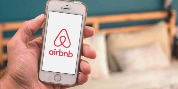 Günlük kiralık dairenin banyosundan saklı kamera çıktı