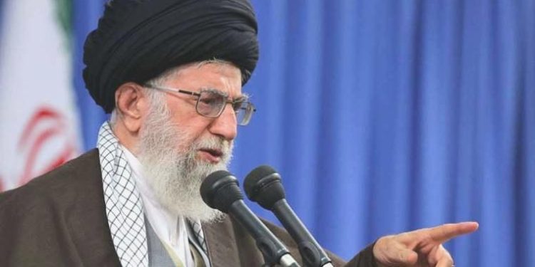 Hamaney’den İsveç’te reaksiyon: İslam dünyasına karşı savaşçı hal aldı