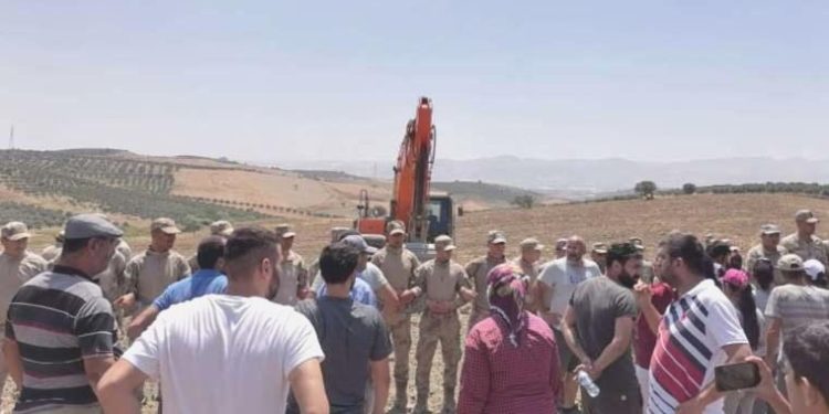 Hatay Dikmece’de tarım alanlarına TOMA’yla girdiler