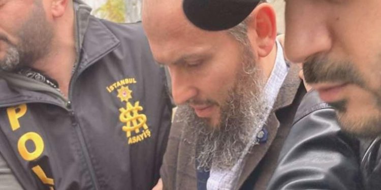 Hiranur Vakfı davasında yargılanan hekim yurtdışına kaçmış!