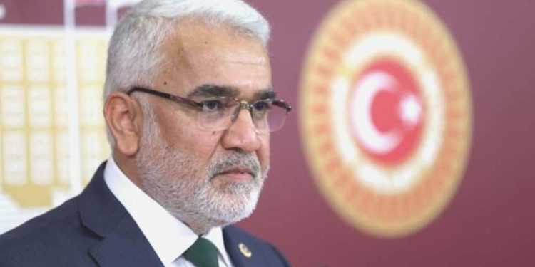 HÜDA PAR Genel Lideri’nden reaksiyon çeken ‘karma eğitim’ ve ‘laiklik’ çıkışları