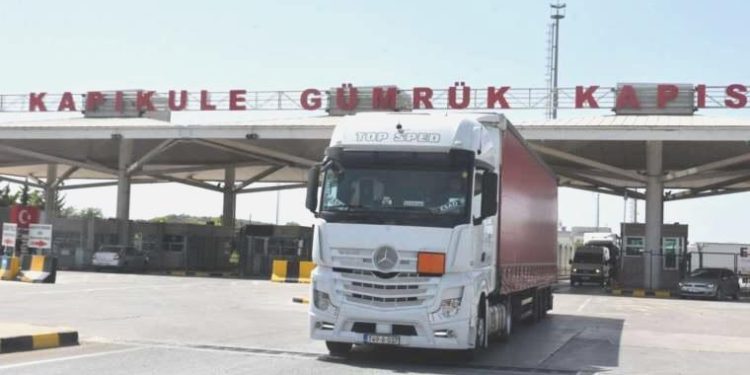 Hudut kapısındaki TIR’da iki kaçak göçmenin cansız vücudu bulundu!