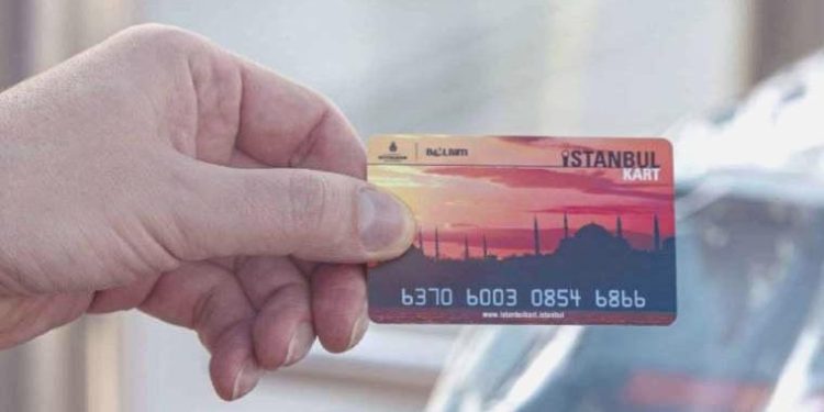 İBB’den yüzbinlerce öğrenciye İstanbulkart uyarısı