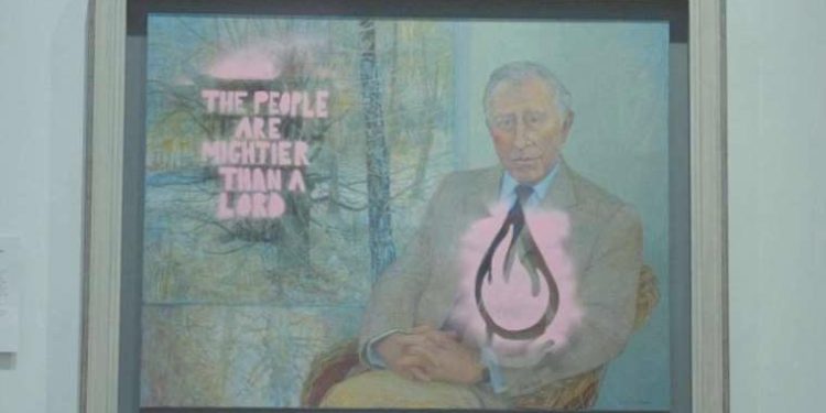 İklim aktivistleri, İngiltere Hükümdarı III.Charles tablosuna sprey boya püskürttü