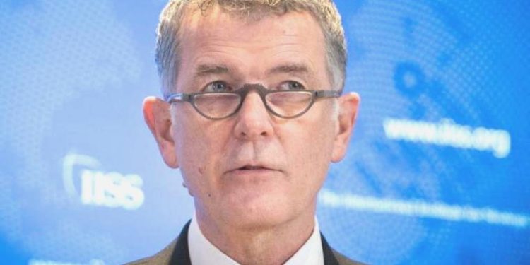 İngiliz istihbaratı MI6 Rus muhalifleri casus olarak işe aldığını açıkladı