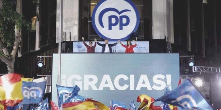 İspanya’da genel seçimlerde Halk Partisi birinci parti oldu