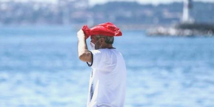 İstanbul kavruldu, en yüksek sıcaklık 44 dereceyi aştı