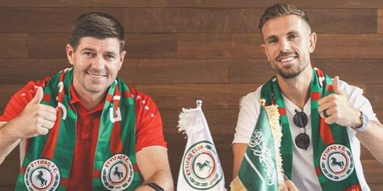 Jordan Henderson, Suudi grubu Al Ittifak ile imzaladı