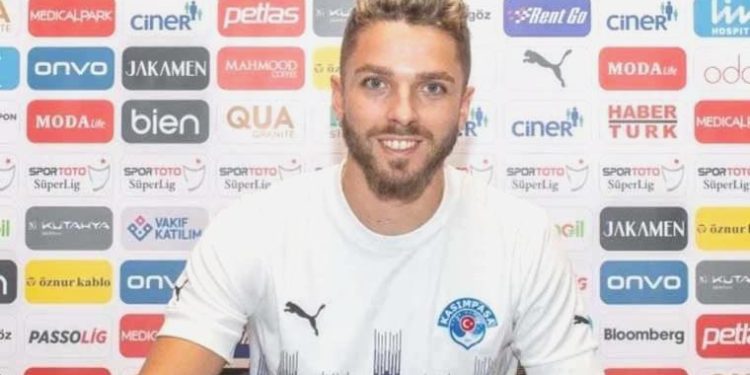 Kasımpaşa, Brezilyalı sağ bek Claudio Winck ile imzaladı!