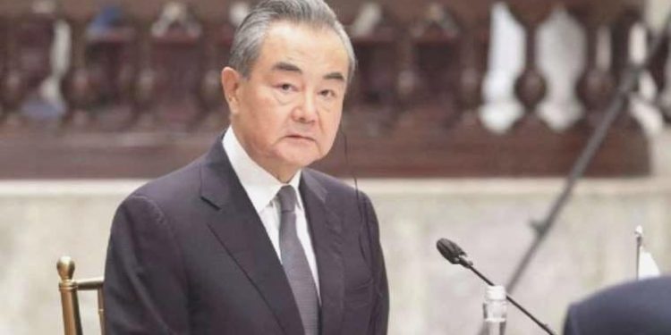 Kayıp Çin Dışişleri Bakanı Qin Gang’in yerine gelen Wang Yi kimdir?