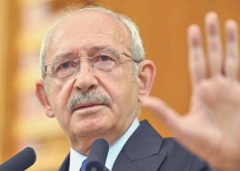 Kemal Kılıçdaroğlu’ndan milletvekillerine sert ihtar: Yollarımızı ayırırız