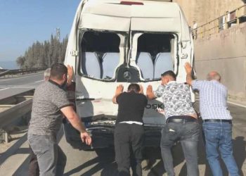 Kocaeli’nde zincirleme kaza: Servis minibüsündeki 4 emekçi yaralandı!