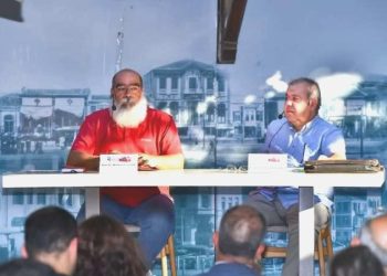 “Lozan: Bir Diplomatik Zaferin Öyküsü” İzmir’de konuşuldu