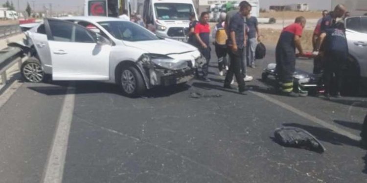 Mardin’de arabalar çarpıştı: 7 yaralı