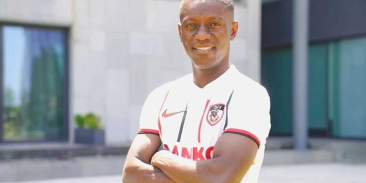 Max Gradel yeni kadrosuna imzayı attı