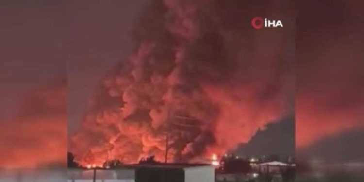 Meksika’da akaryakıt kamyonu patladı: 1 meyyit