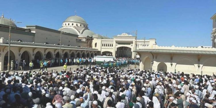 Menzil pirinin vefatının akabinde cemaat ikiye bölündü: Artık yeni bir ‘tarikatımız’ var!