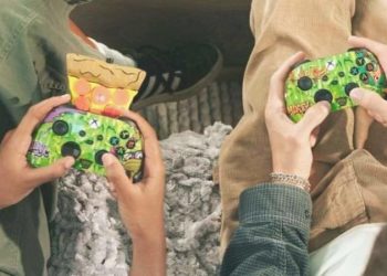 Microsoft pizza kokulu Xbox oyun kumandasını tanıttı
