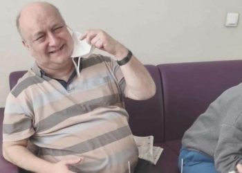 Misyonu başında kalp krizi geçiren hekim hayatını kaybetti