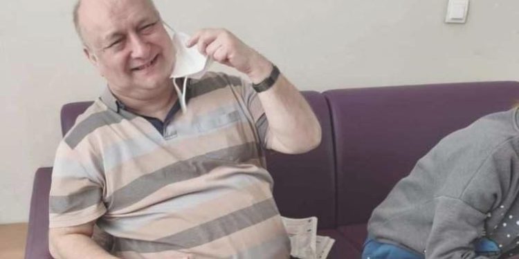 Misyonu başında kalp krizi geçiren hekim hayatını kaybetti