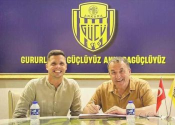 MKE Ankaragücü, Polonyalı kaleci Rafal Gikiewicz’i transfer etti