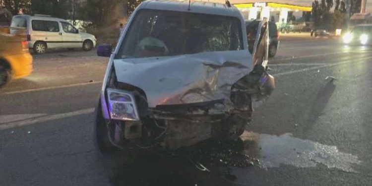 Muş’ta trafik kazası: 1’i bebek 8 kişi yaralandı