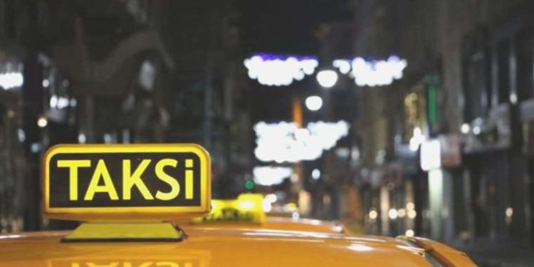 Müşteriden artırımlı tarife almak isteyen taksi sürücüsüne yaptırım