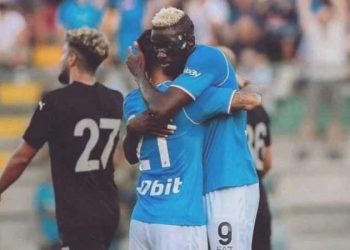 Napoli, Hatayspor karşısında rahat kazandı