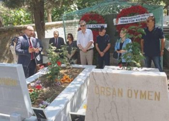 Örsan Öymen vefatının 36. yılında anıldı