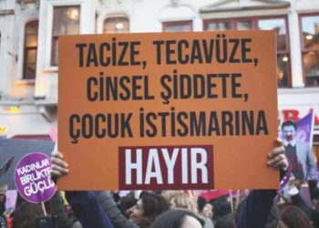 Oyunculuk ajansında cinsel taciz: ‘Düzgün meğer yoksa öperim’