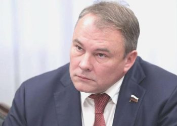 Rus milletvekilinden Türkiye’ye tehdit: İstanbul ve Çanakkale boğazlarını vuracağız